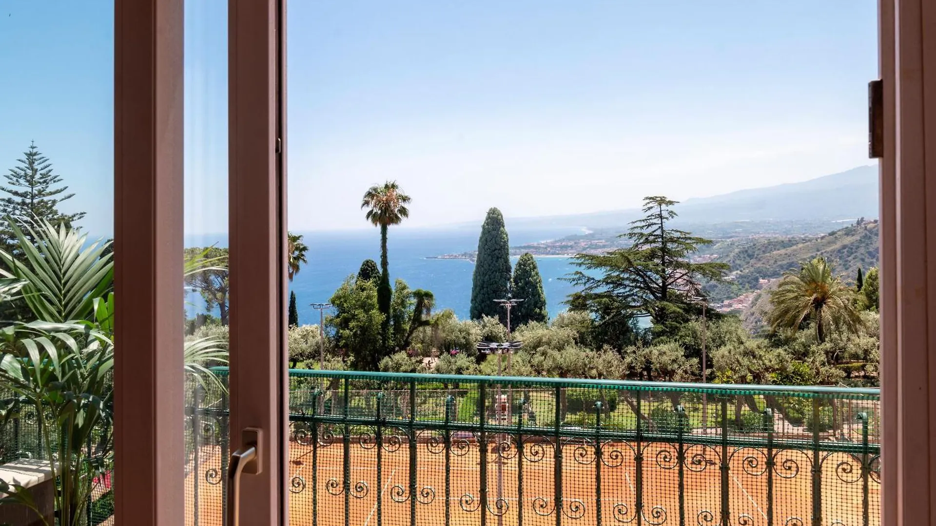 Frida Apartment Taormina 0*,  Italy